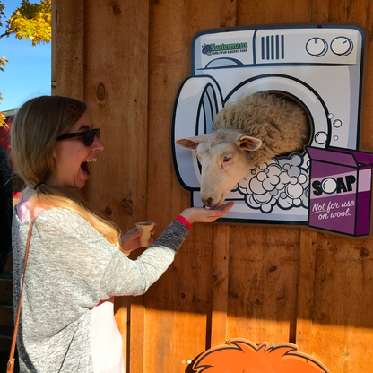 Photo-Opps for Animal Pens